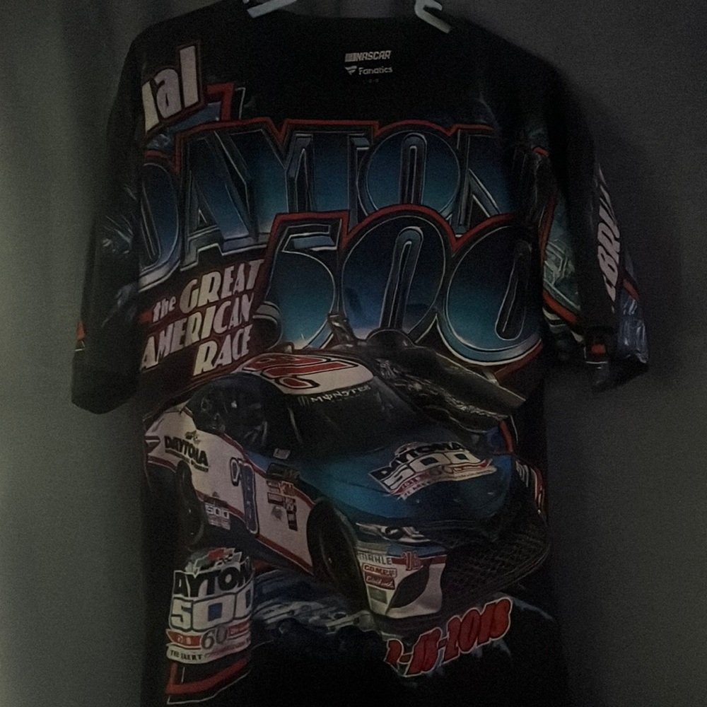 Daytona 500 T shirt from nascar race size large
